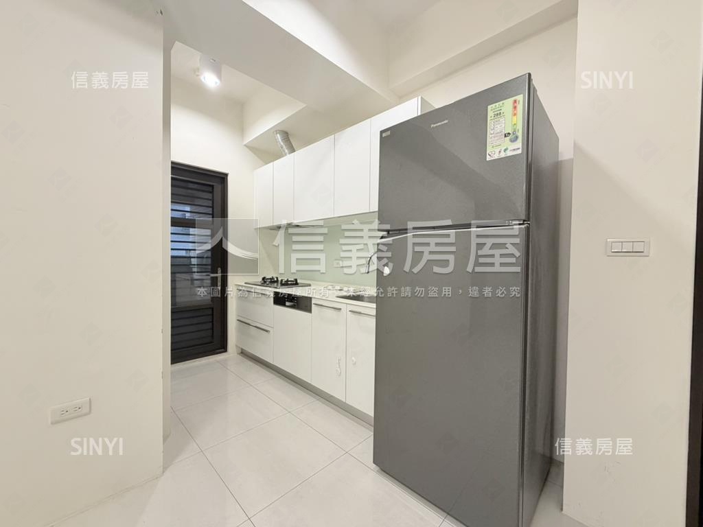 新市｜陞發Ａ平方三房平車房屋室內格局與周邊環境