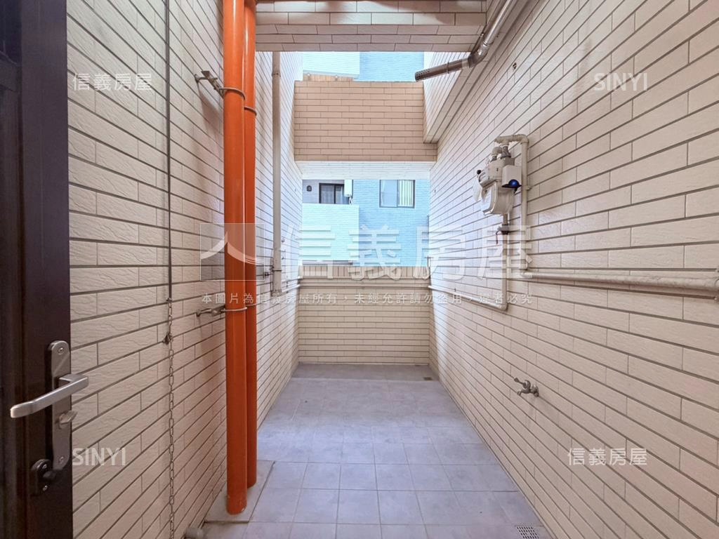 新市｜陞發Ａ平方三房平車房屋室內格局與周邊環境