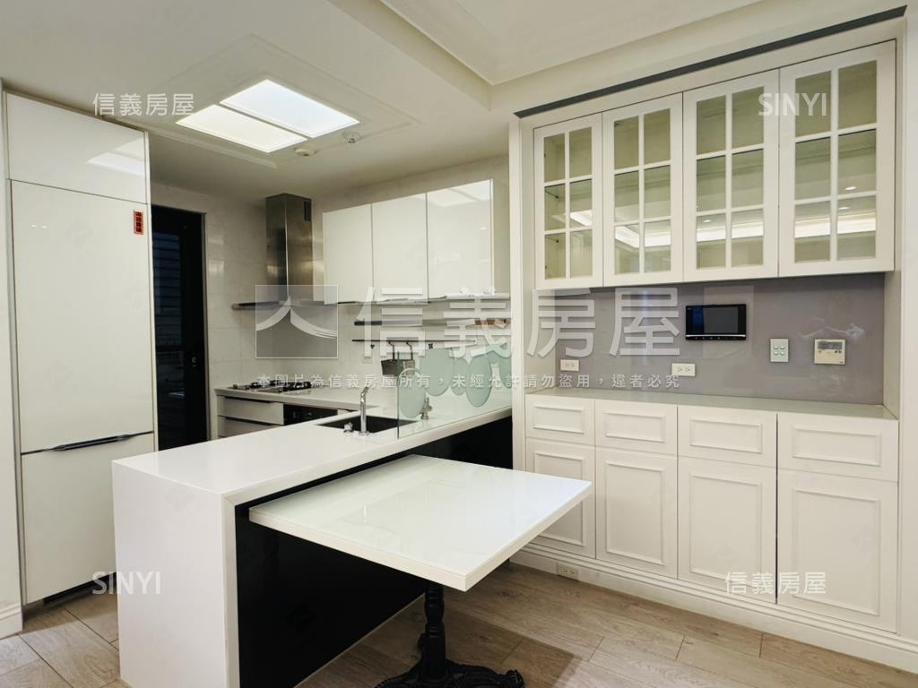 紐約時尚樹景美屋房屋室內格局與周邊環境