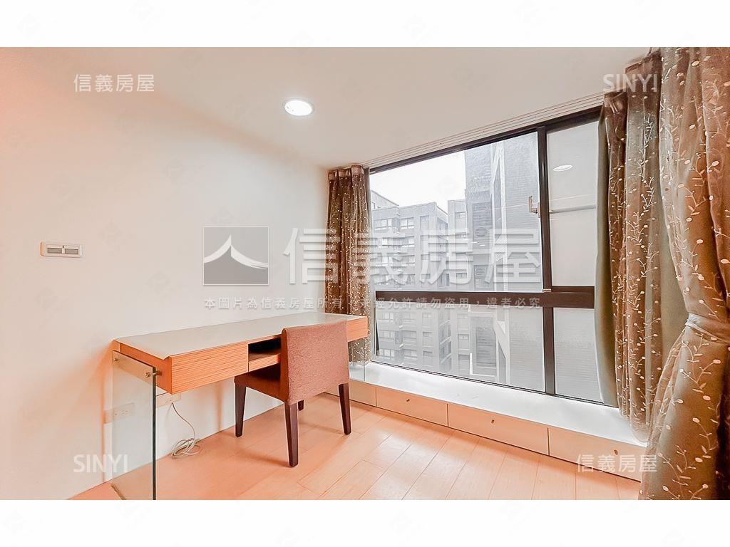 捷運宅～文心會館裝潢屋房屋室內格局與周邊環境