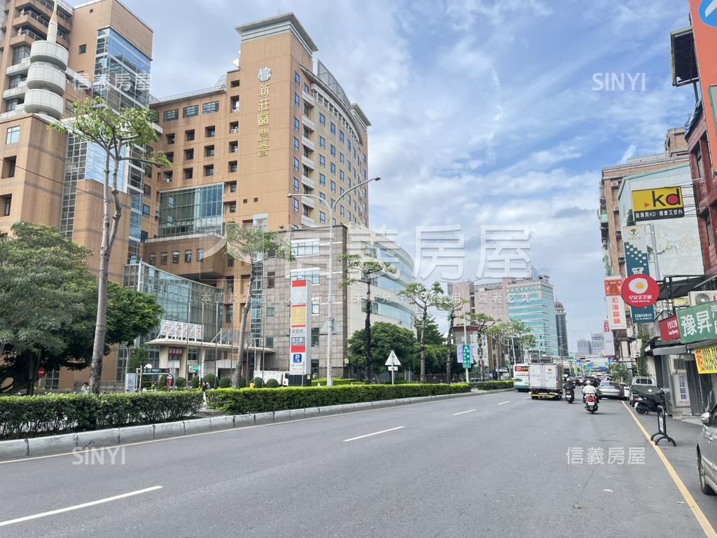 新莊捷運大空間路邊店辦房屋室內格局與周邊環境