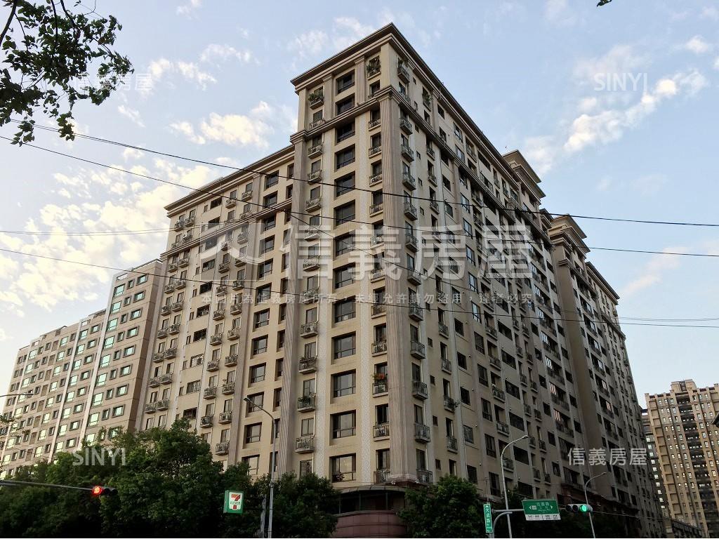 當代心花開三房車位房屋室內格局與周邊環境