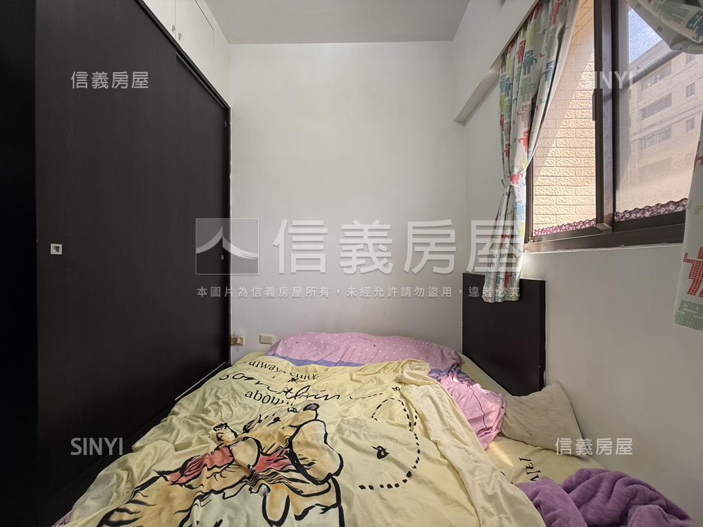 當代心花開三房車位房屋室內格局與周邊環境
