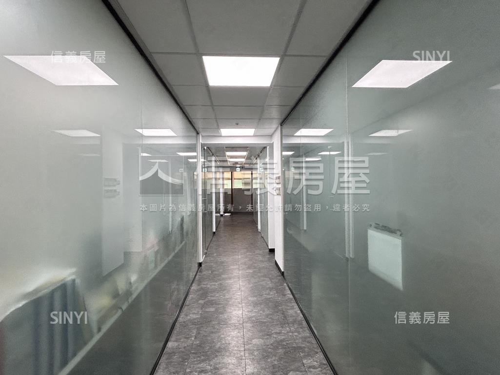 本商辦出價就談，屋主誠售房屋室內格局與周邊環境
