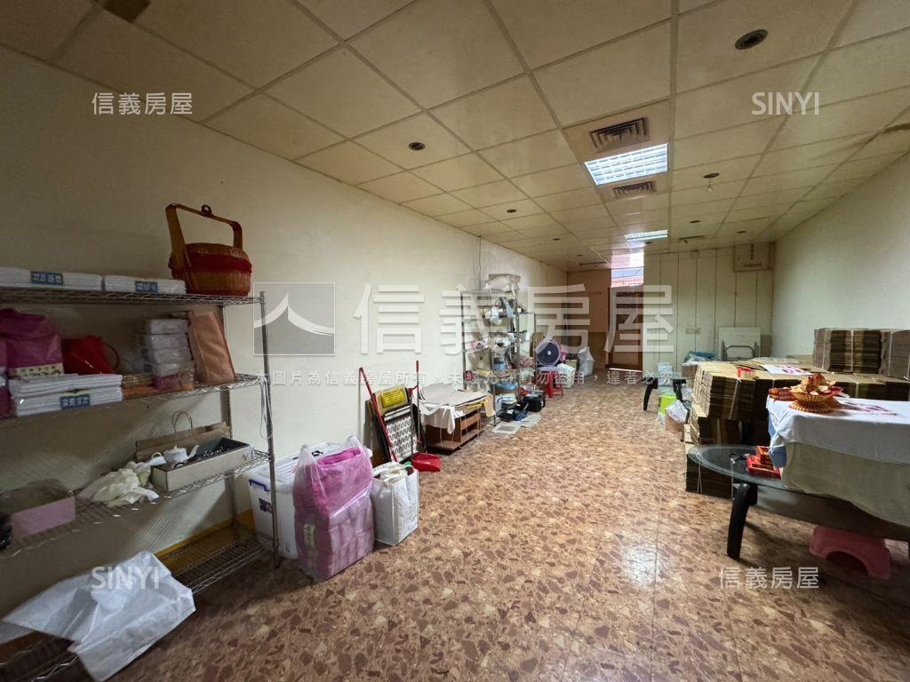 新樹正馬路金透天店面房屋室內格局與周邊環境