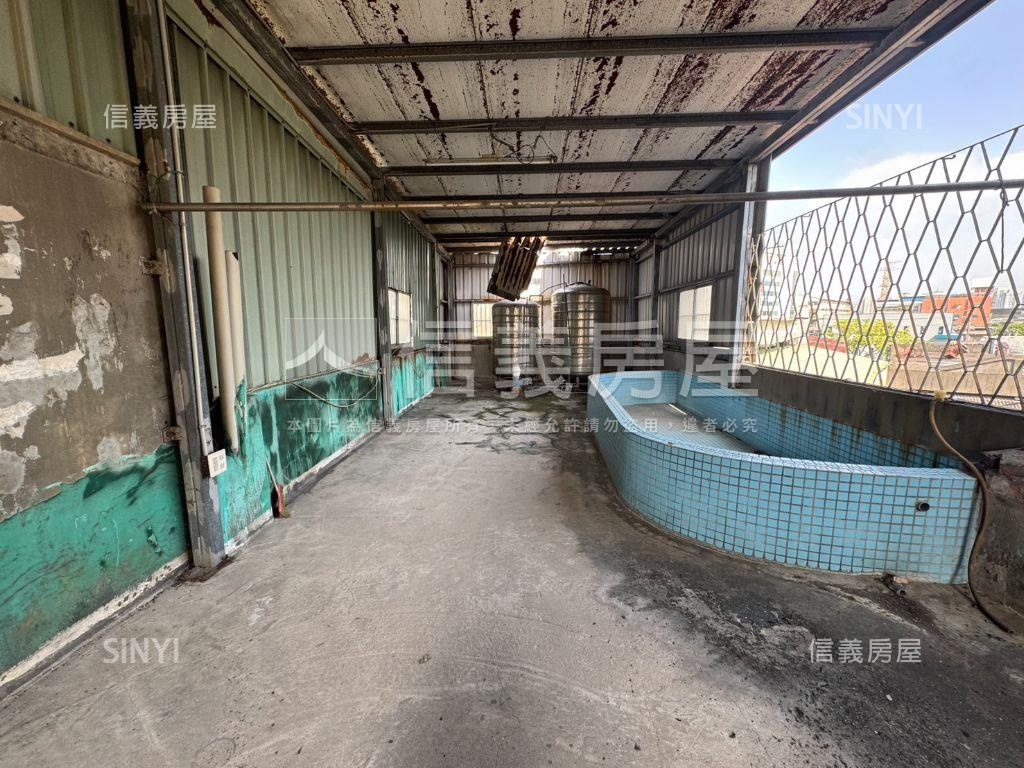 新樹正馬路金透天店面房屋室內格局與周邊環境