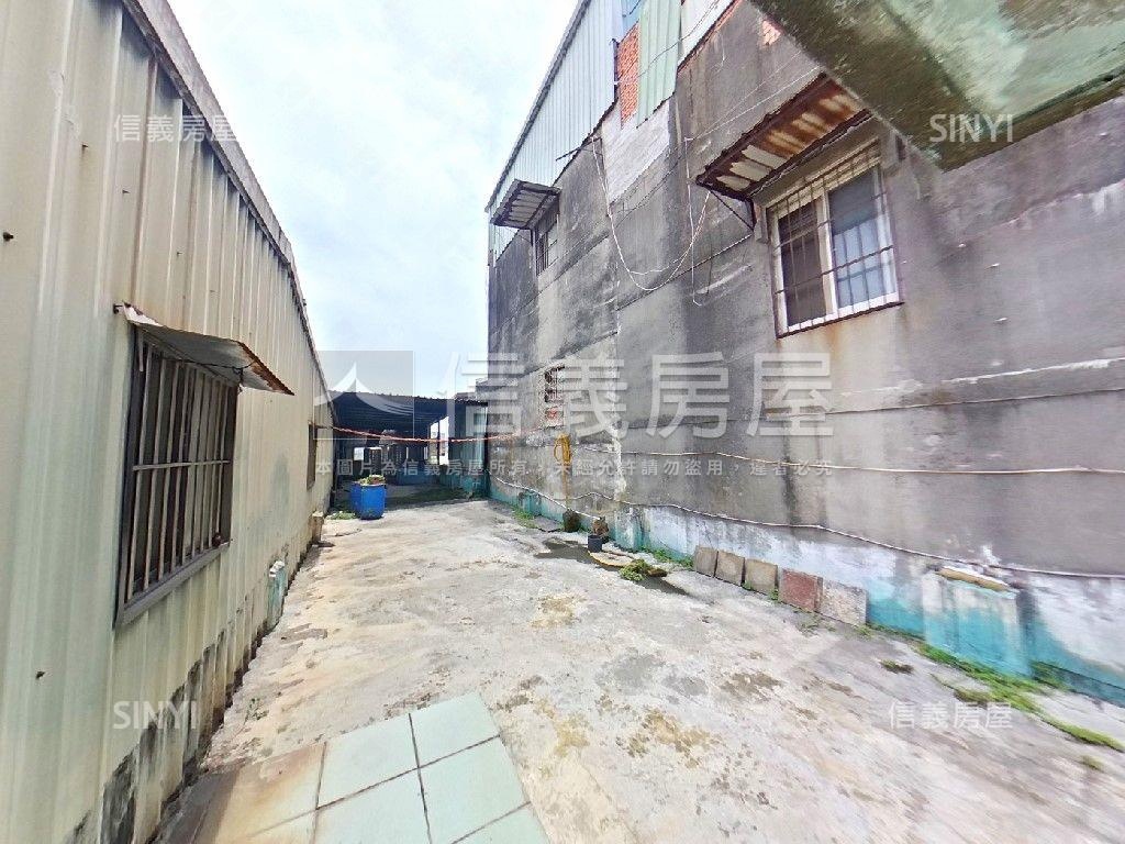 新樹正馬路金透天店面房屋室內格局與周邊環境
