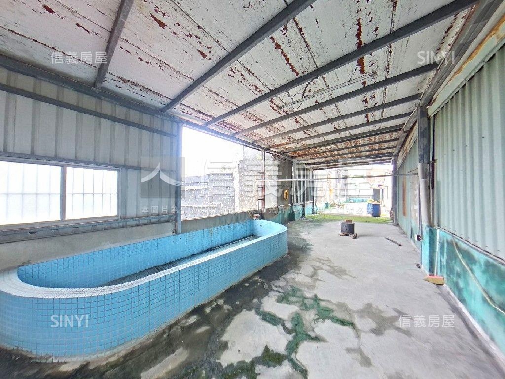 新樹正馬路金透天店面房屋室內格局與周邊環境