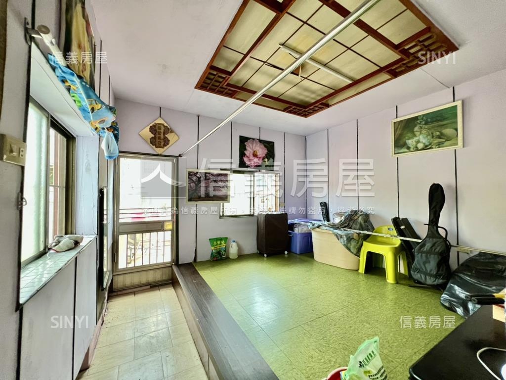 近全聯牛稠埔好停車透天房屋室內格局與周邊環境