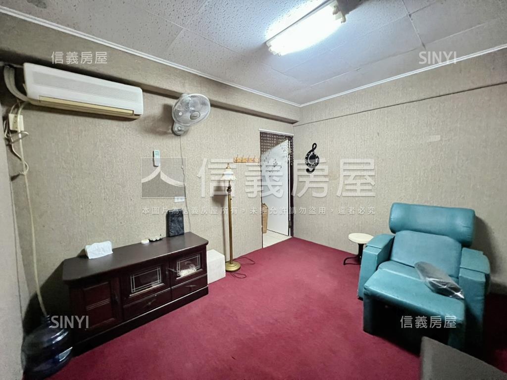 近全聯牛稠埔好停車透天房屋室內格局與周邊環境