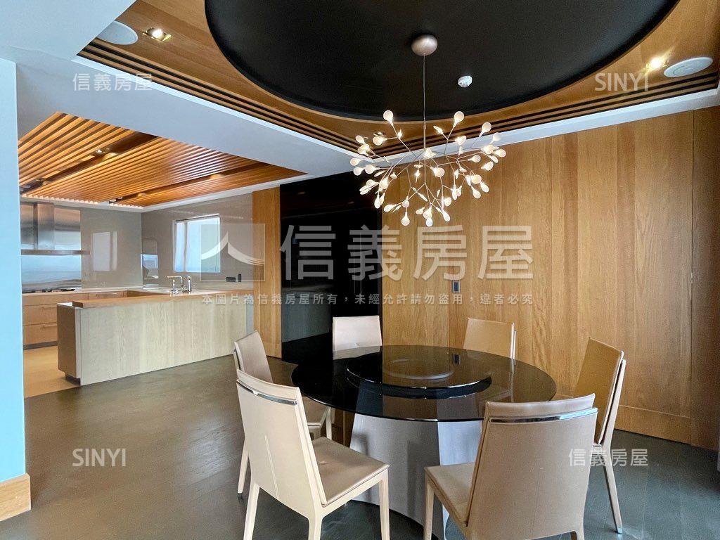 仁愛築綠頂峰美景房屋室內格局與周邊環境