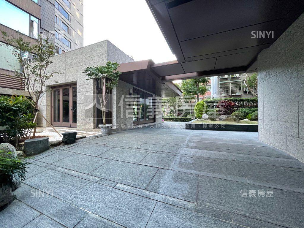 仁愛築綠頂峰美景房屋室內格局與周邊環境