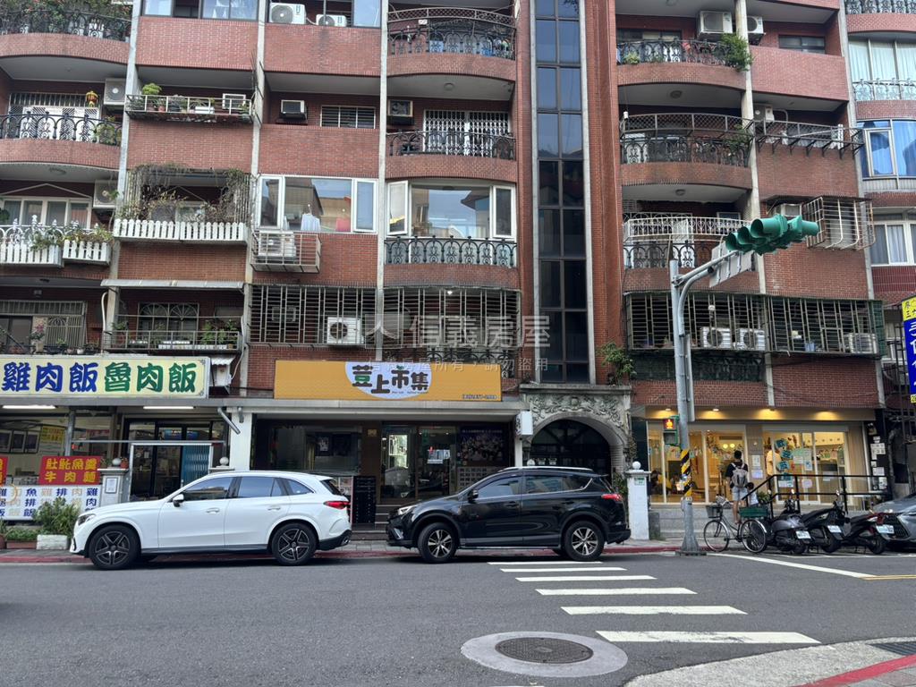 大面寬純一樓店面房屋室內格局與周邊環境