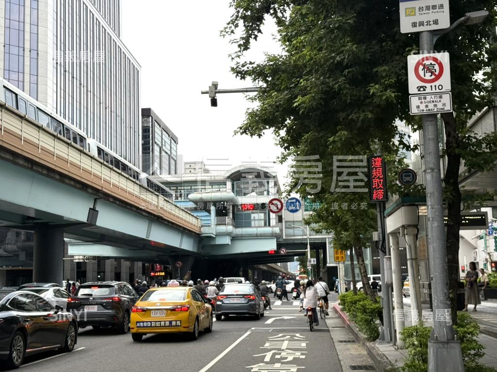 專約敦北大謙雙敦捷運美屋房屋室內格局與周邊環境