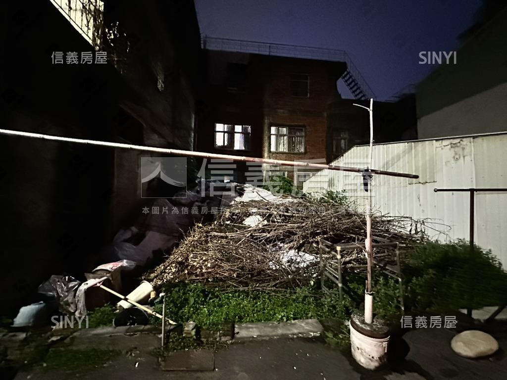 近圓環北路多筆整併透天房屋室內格局與周邊環境