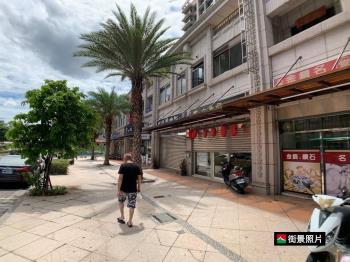 杜拜面麥當勞雙車位金透店