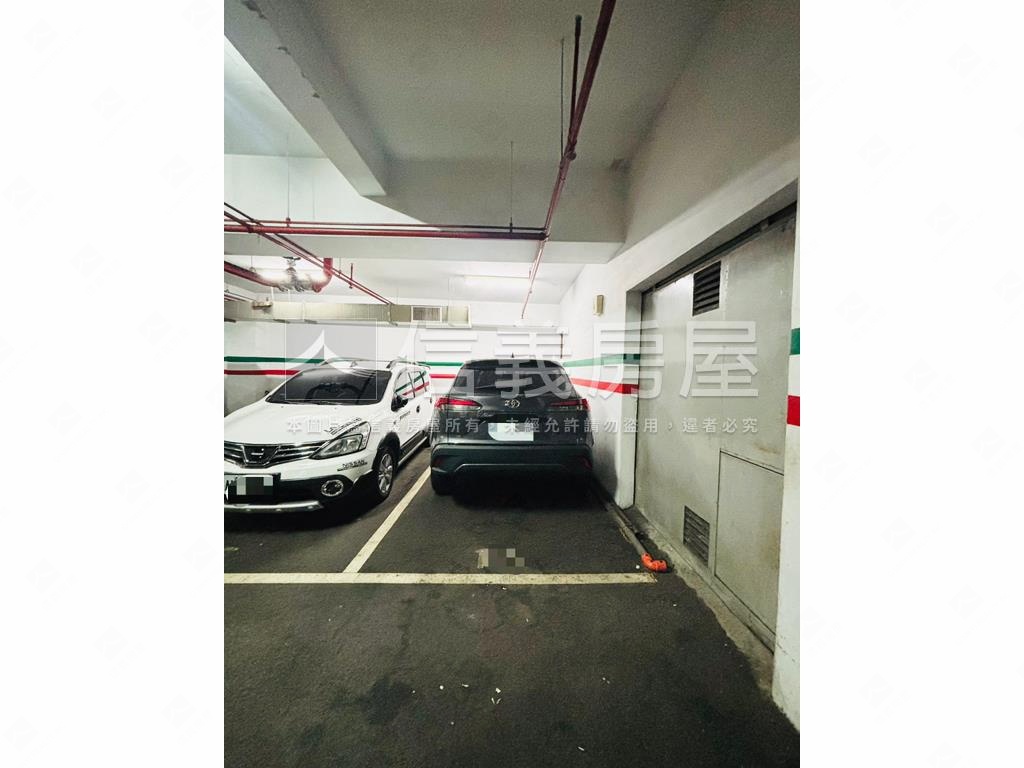 敦品稀有坡道平面車位釋出房屋室內格局與周邊環境
