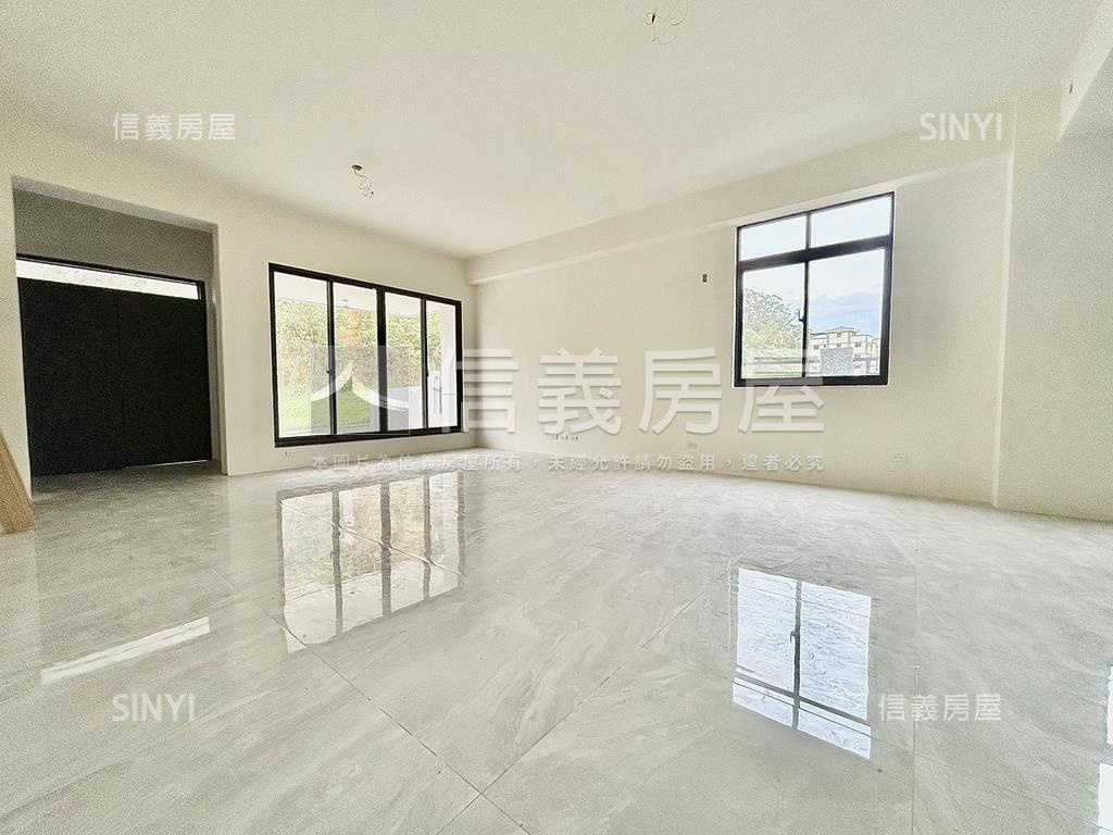 近園區萊茵山莊全新別墅房屋室內格局與周邊環境