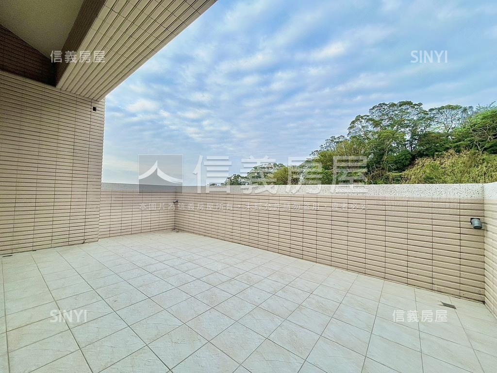 近園區萊茵山莊全新別墅房屋室內格局與周邊環境
