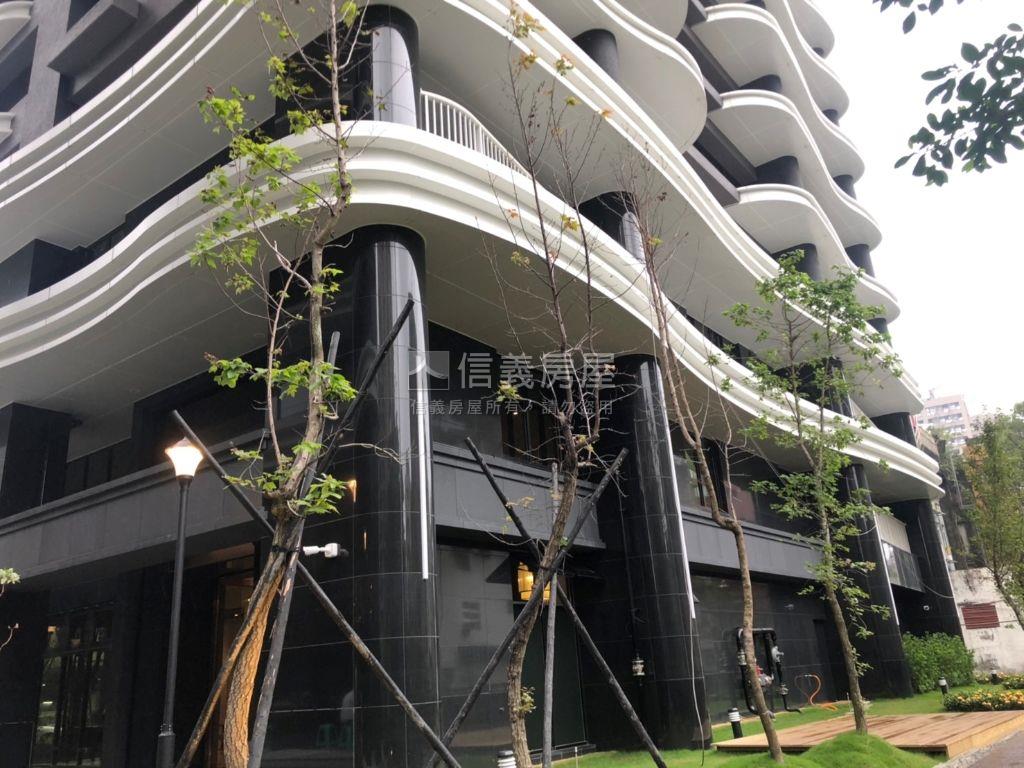 碧波白稀有高樓景觀美宅房屋室內格局與周邊環境