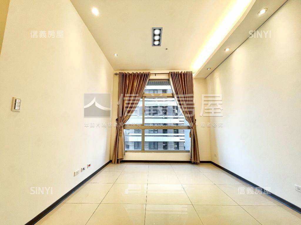 南方之星☆亮麗邊間２房房屋室內格局與周邊環境