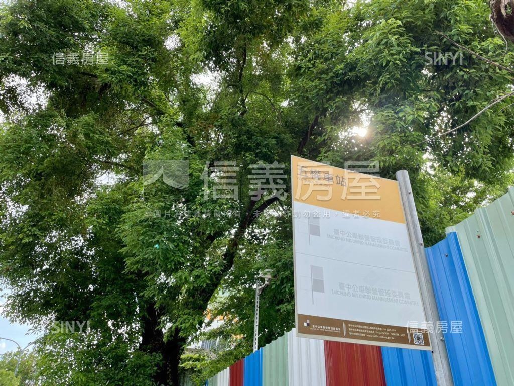 專任西區城市經典陽台套房房屋室內格局與周邊環境