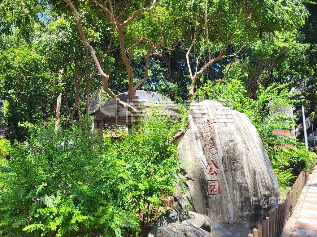 圓山綠水低公設享豪邸車位房屋室內格局與周邊環境