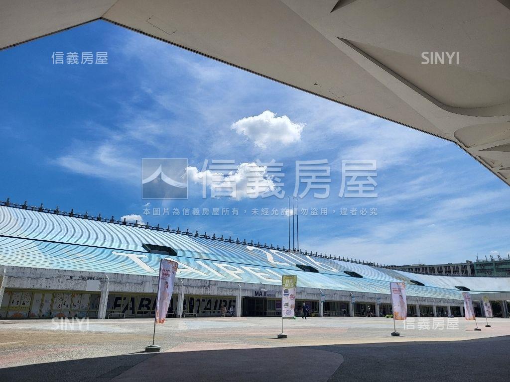 圓山綠水低公設享豪邸車位房屋室內格局與周邊環境
