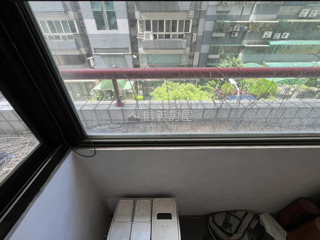 圓山綠水低公設享豪邸車位房屋室內格局與周邊環境