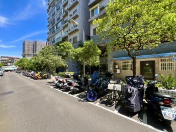 圓山綠水低公設享豪邸車位
