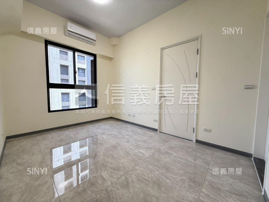 青埔Ａ１９晶璽兩房兩衛房屋室內格局與周邊環境