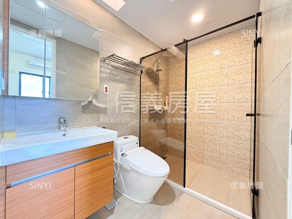 青埔Ａ１９晶璽兩房兩衛房屋室內格局與周邊環境
