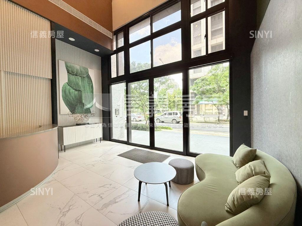 青埔Ａ１９晶璽兩房兩衛房屋室內格局與周邊環境
