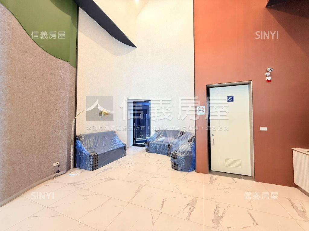 青埔Ａ１９晶璽兩房兩衛房屋室內格局與周邊環境