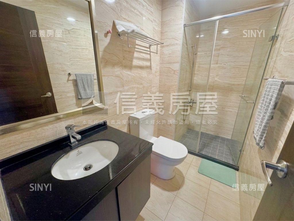 屋主誠售出價談十期四房房屋室內格局與周邊環境