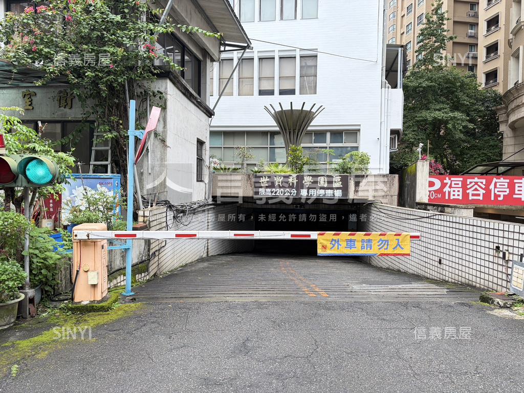 國三機能便利大廠辦房屋室內格局與周邊環境