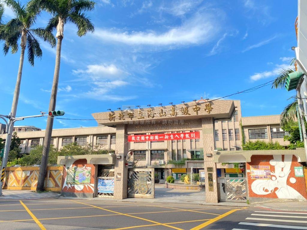 國泰小資美裝潢三樓房屋室內格局與周邊環境