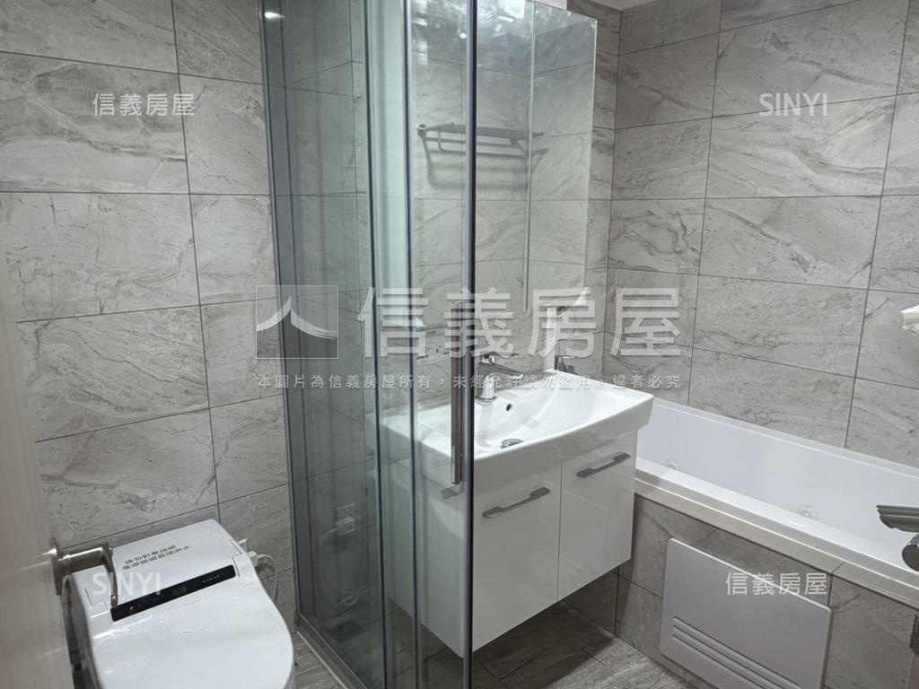 仰星殿走廊型朝南兩房平車房屋室內格局與周邊環境