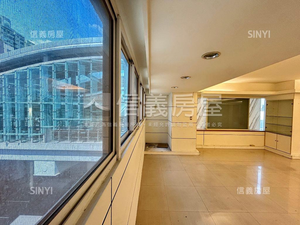 近南屯捷運站商辦房屋室內格局與周邊環境