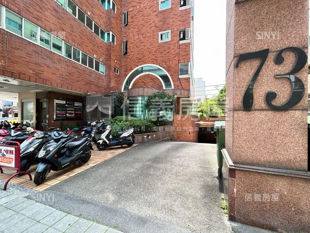 近南屯捷運站商辦房屋室內格局與周邊環境