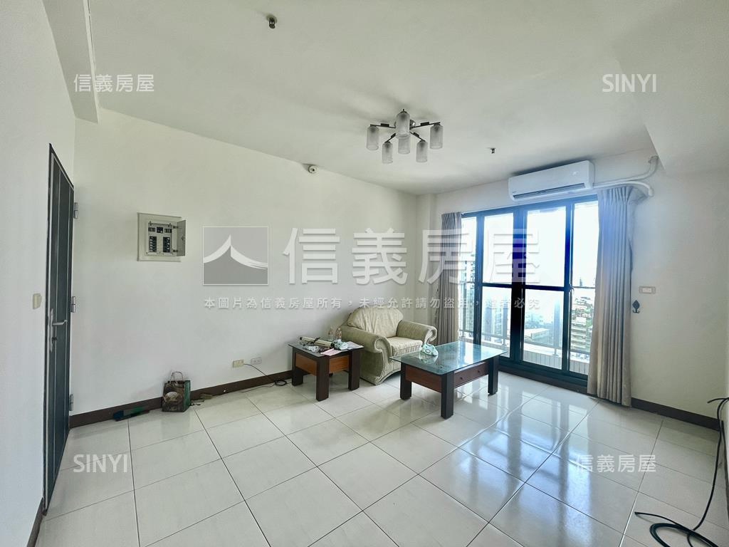 巨蛋．悅讀星光首排２＋１房屋室內格局與周邊環境