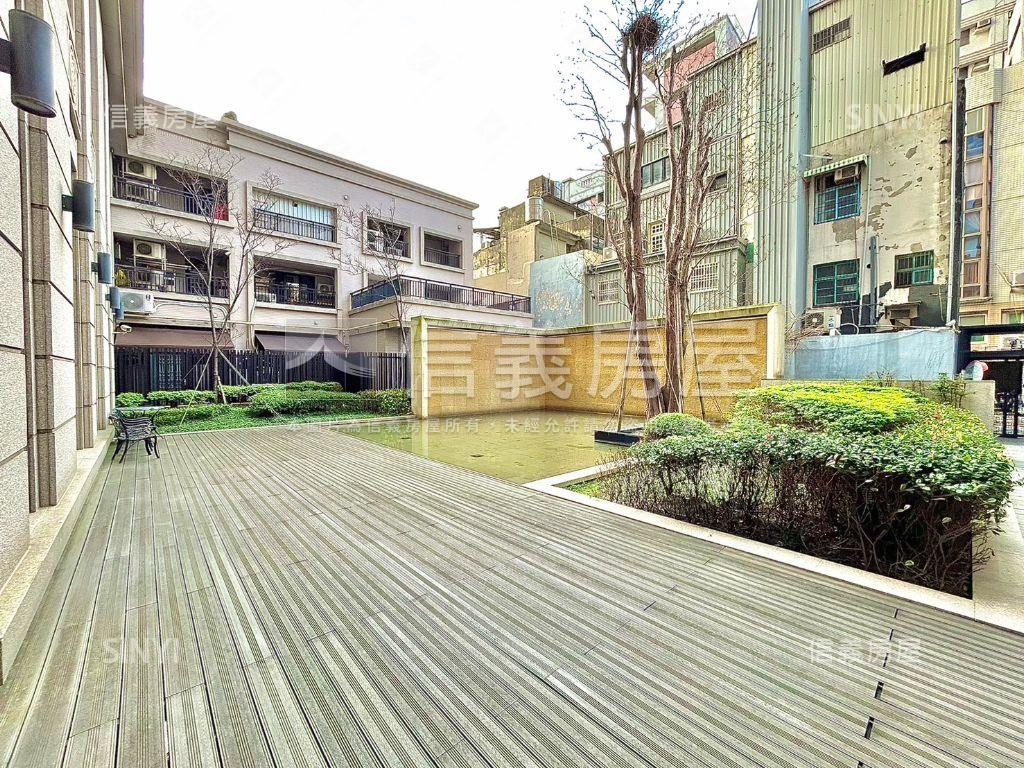 太睿國寶Ｂ棟視野美宅房屋室內格局與周邊環境