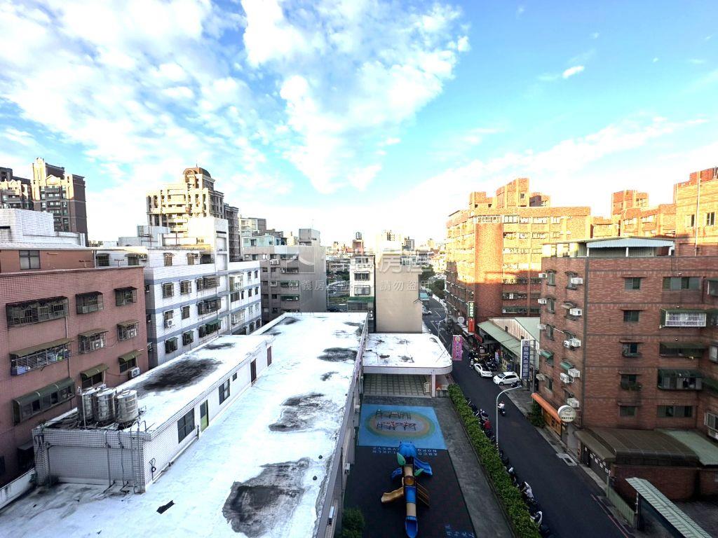 近仲平市場低總價兩房華廈房屋室內格局與周邊環境