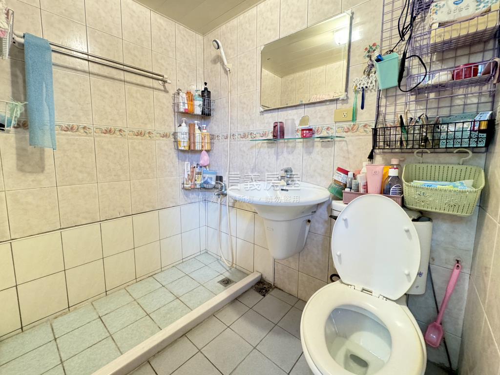 近勝利國小．邊間美屋房屋室內格局與周邊環境
