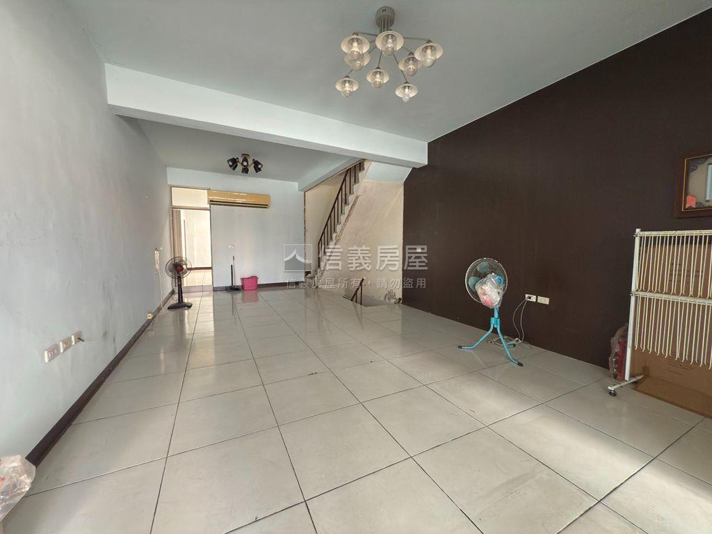 裕農路店面房屋室內格局與周邊環境