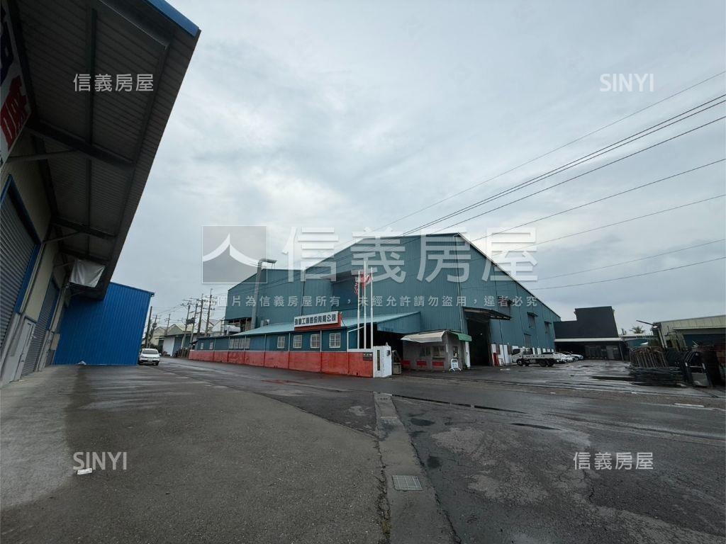 岡山乙工廠房可合法廠登房屋室內格局與周邊環境