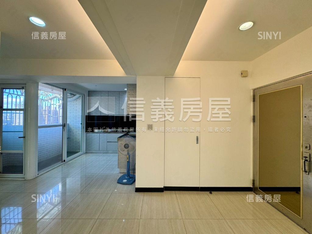 景安高樓邊間大兩房房屋室內格局與周邊環境