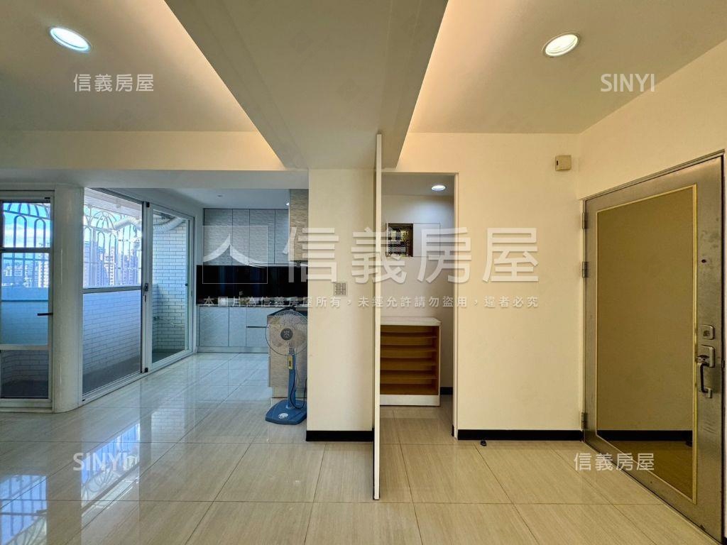 景安高樓邊間大兩房房屋室內格局與周邊環境