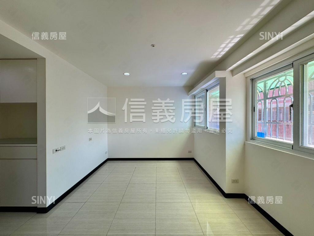 景安高樓邊間大兩房房屋室內格局與周邊環境