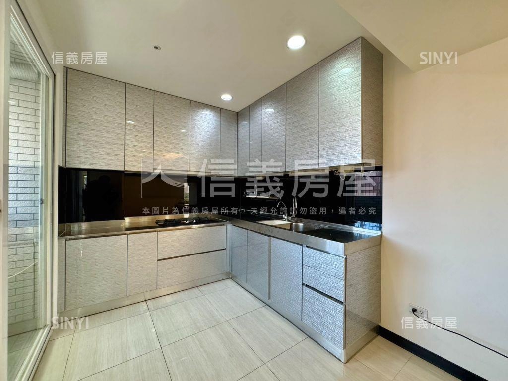 景安高樓邊間大兩房房屋室內格局與周邊環境